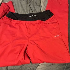 UA Flex scrub pants Red size Large